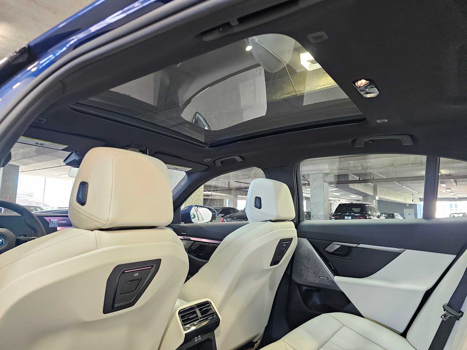 Thumbnail: 2026 BMW 5 Series - 26