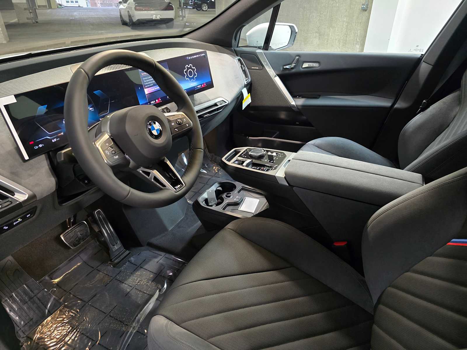 Thumbnail: 2026 BMW iX - 2