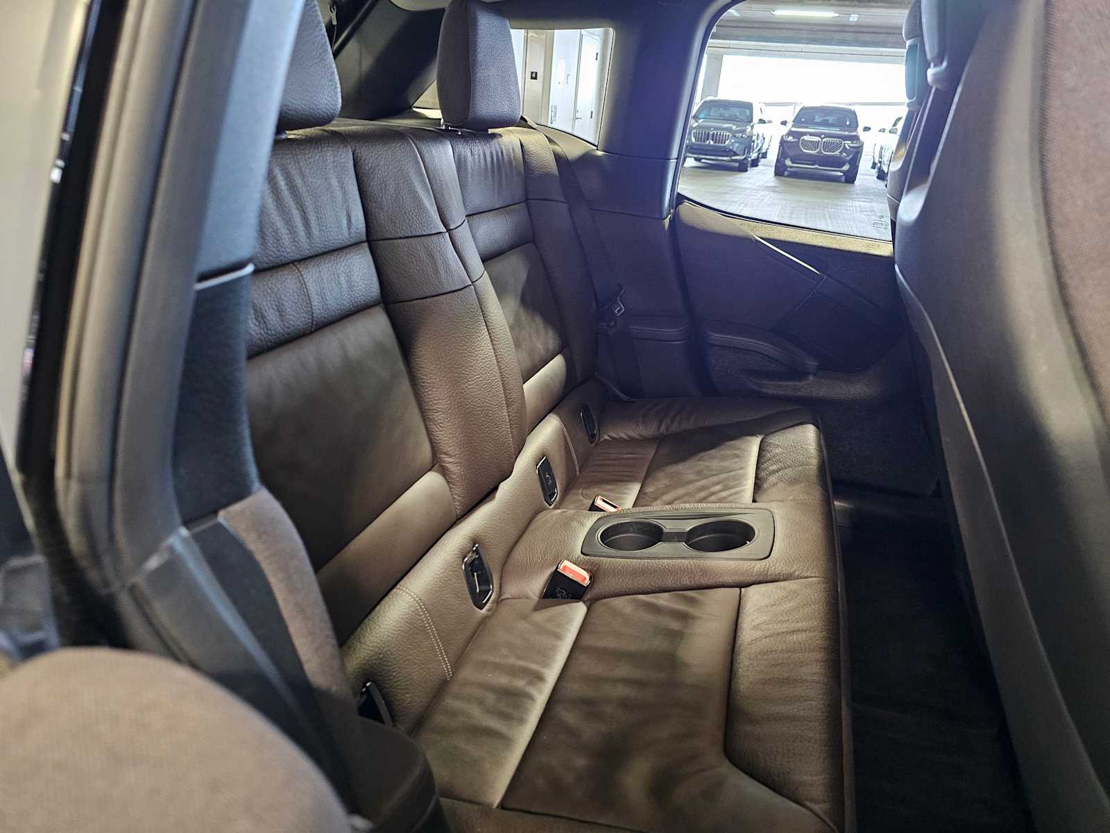 Thumbnail: 2017 BMW i3 - 39