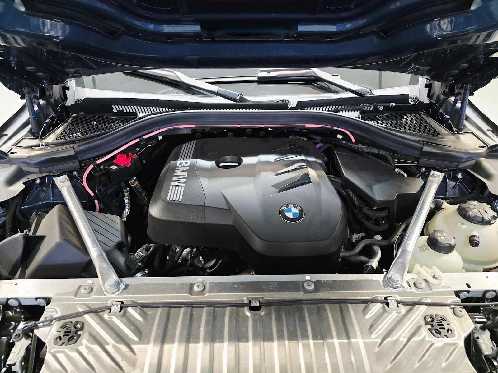 Thumbnail: 2025 BMW X3 - 9