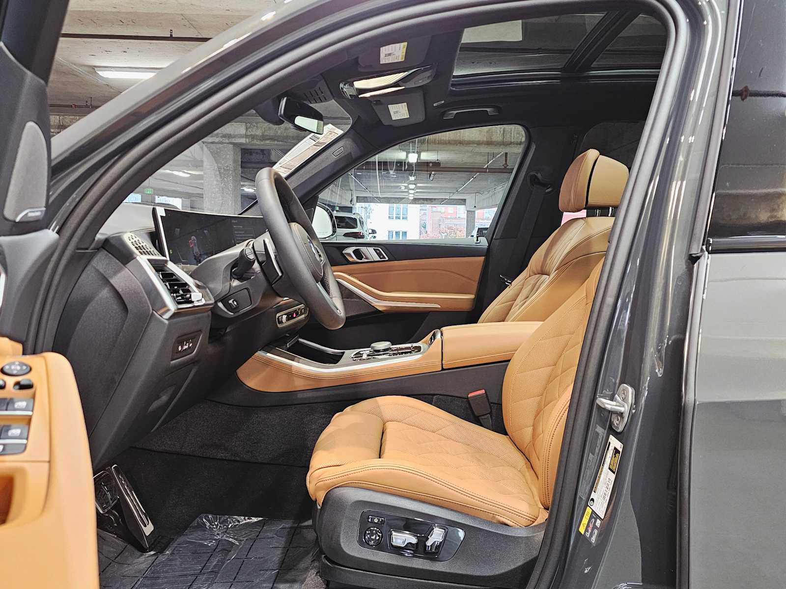 Thumbnail: 2026 BMW X5 - 23