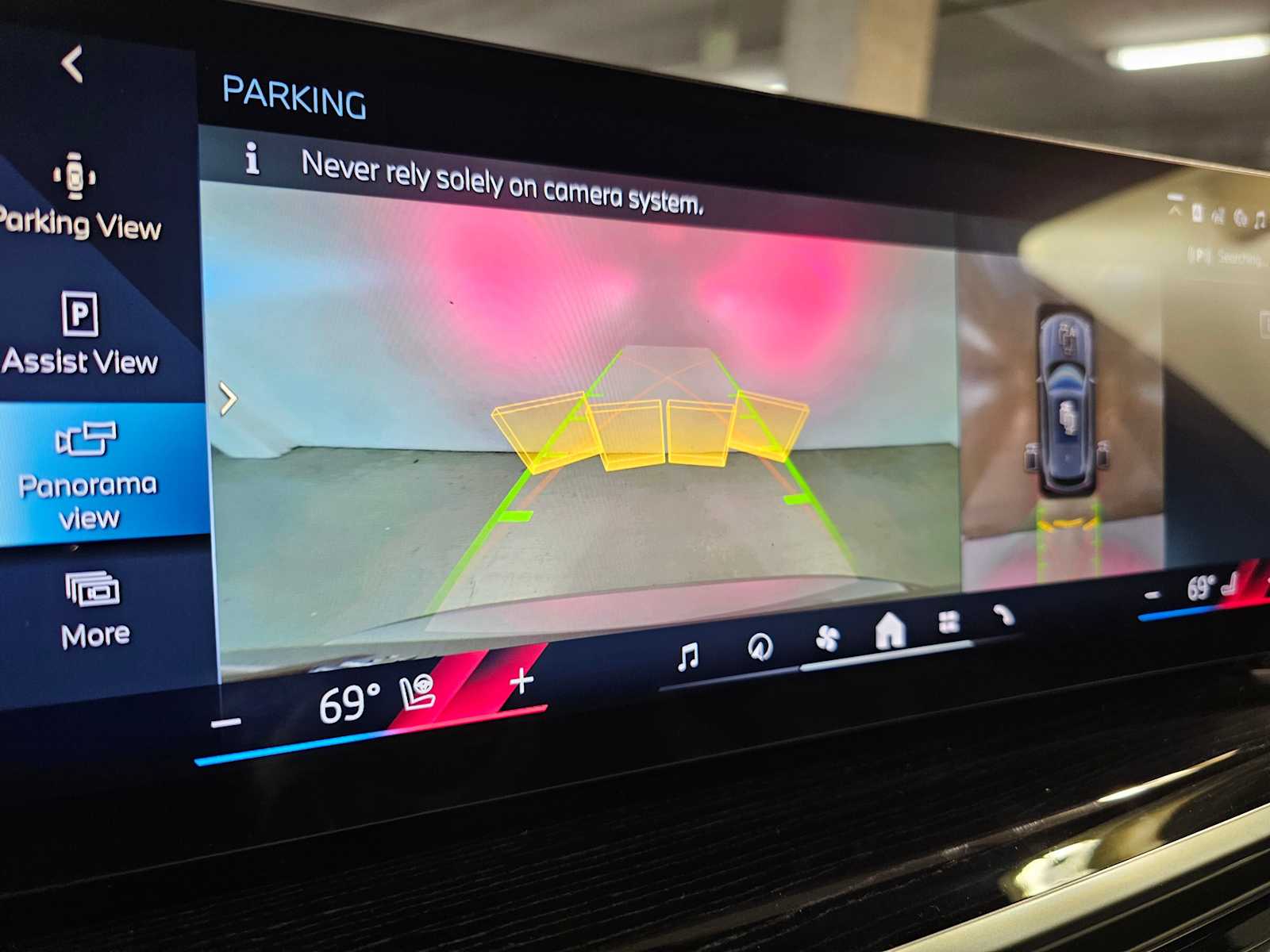 Thumbnail: 2026 BMW X5 - 15