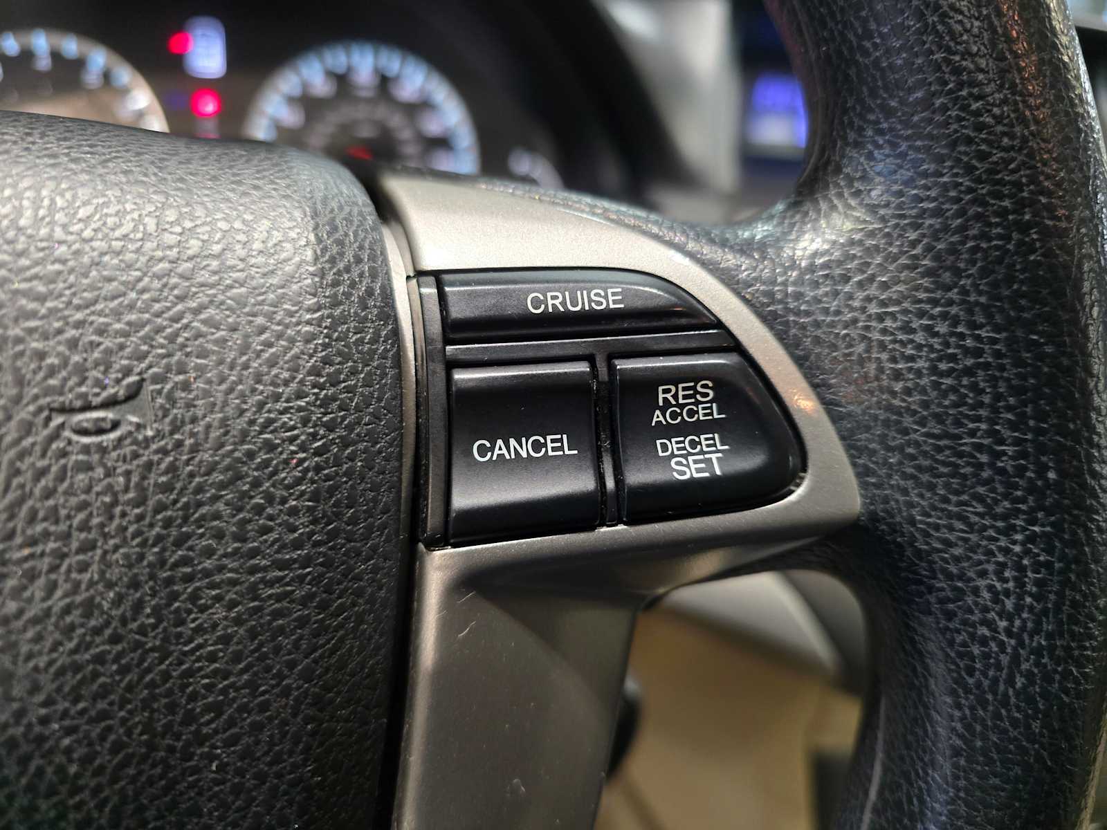 Thumbnail: 2011 Honda Accord - 17