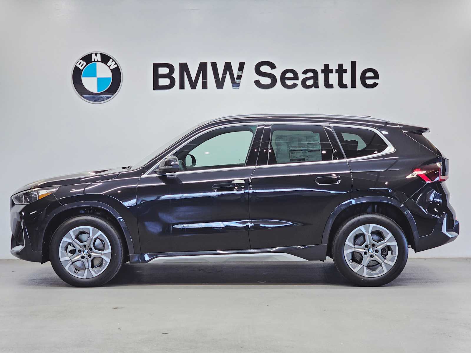 Thumbnail: 2025 BMW X1 - 3