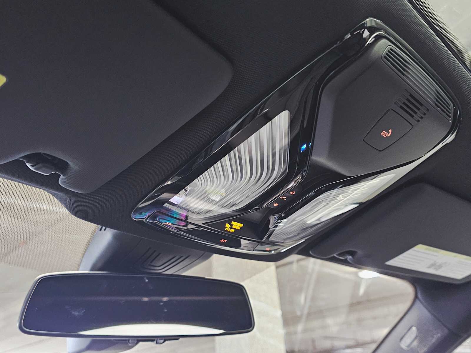 Thumbnail: 2025 BMW i4 - 21