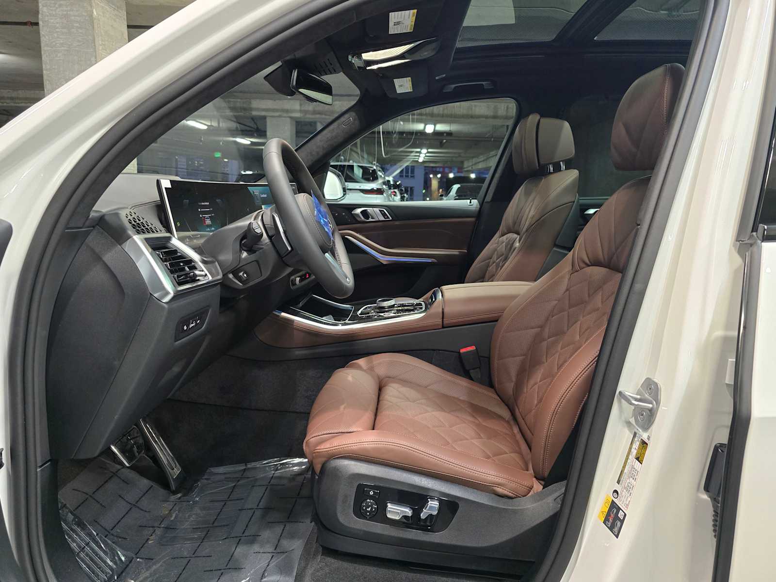 Thumbnail: 2026 BMW X5 - 23