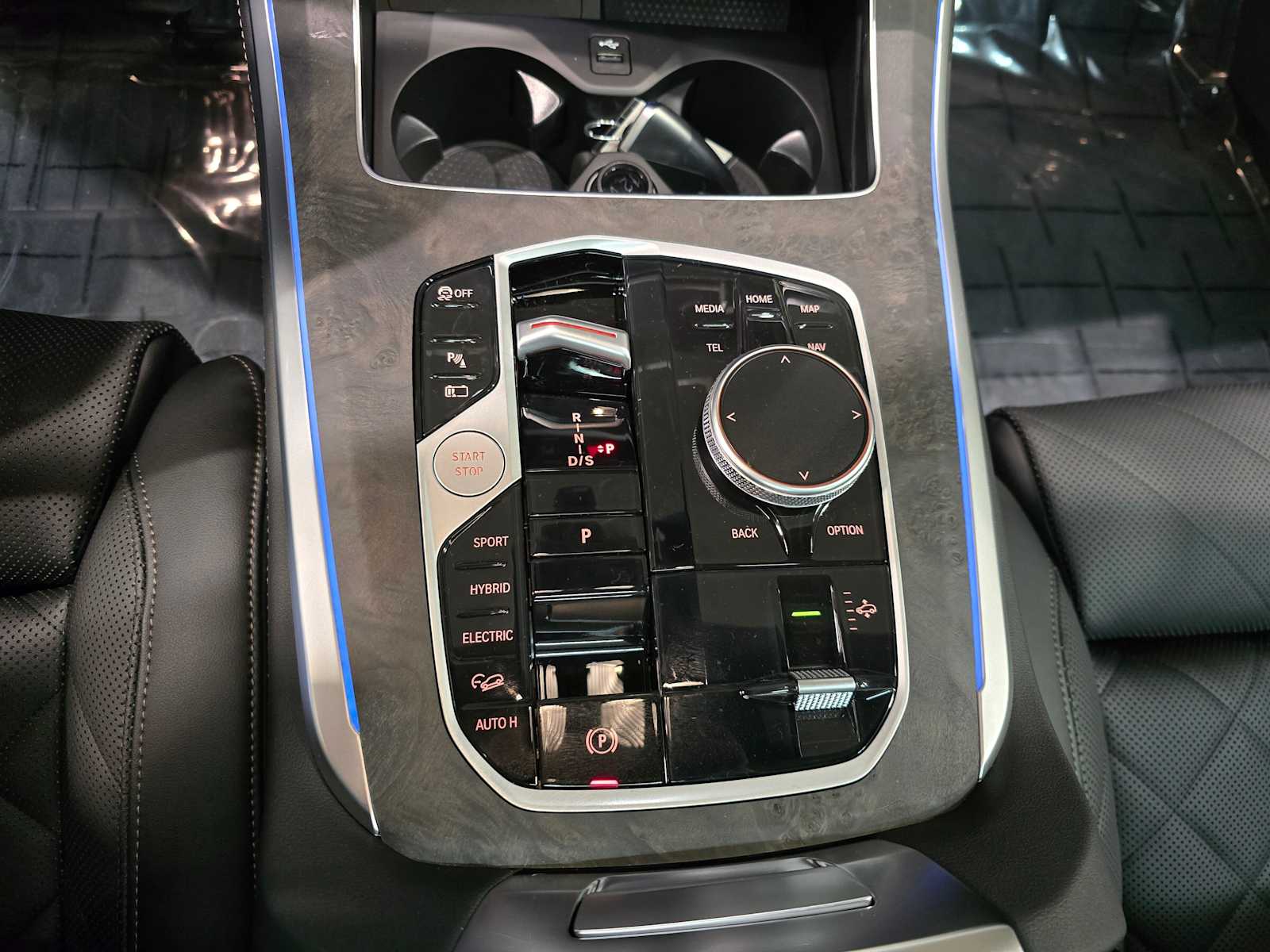 Thumbnail: 2026 BMW X5 - 22