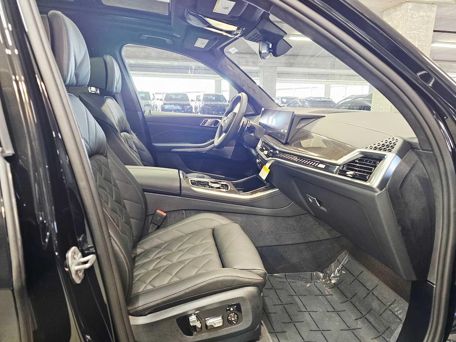 Thumbnail: 2026 BMW X5 - 27