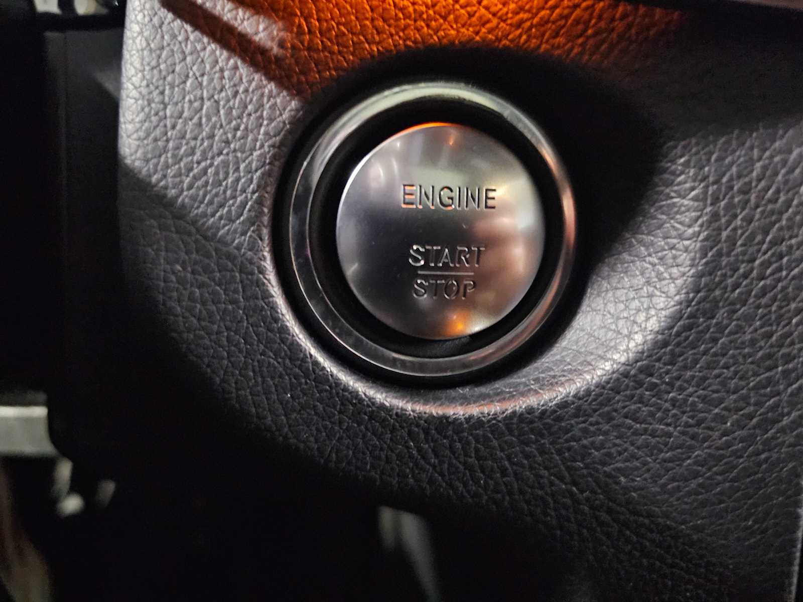 Thumbnail: 2014 Mercedes-Benz E-Class - 18