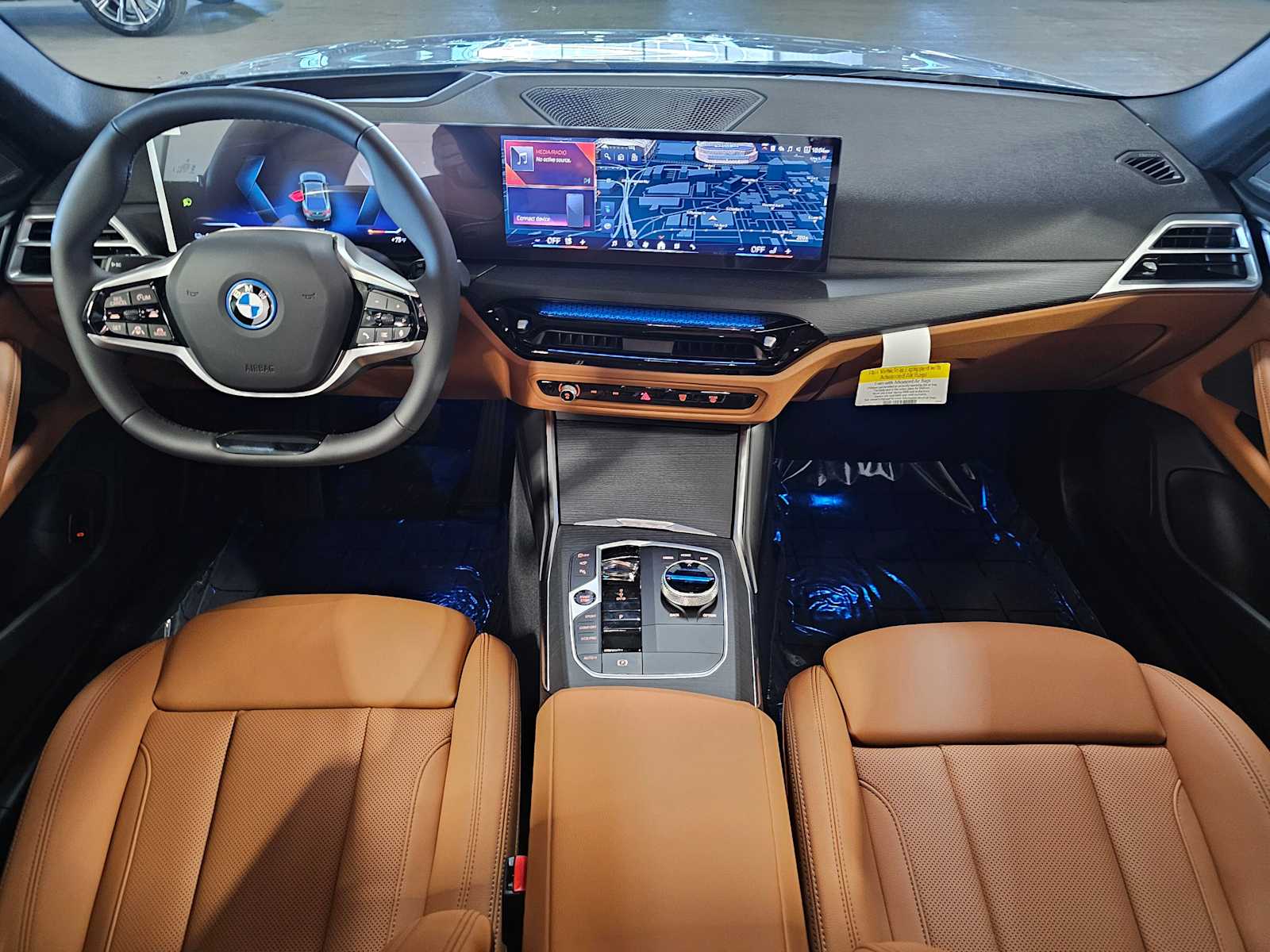 Thumbnail: 2026 BMW i4 - 10