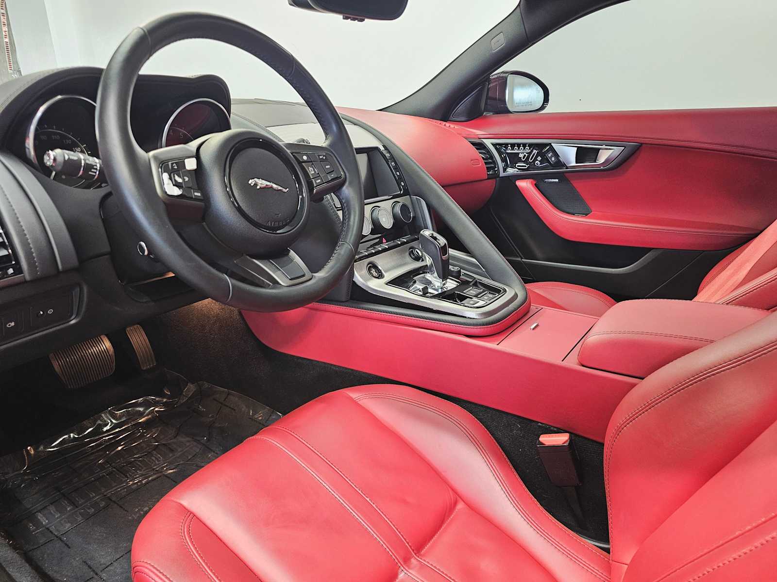 Thumbnail: 2016 Jaguar F-Type - 2