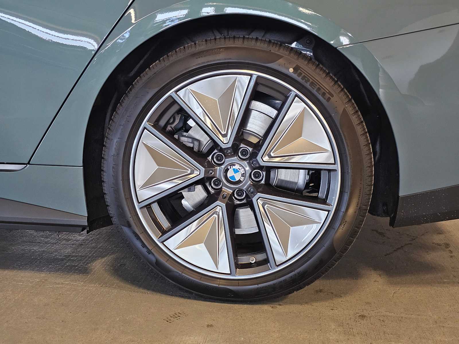 Thumbnail: 2026 BMW i4 - 8