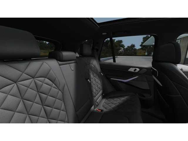 Thumbnail: 2026 BMW X5 - 12