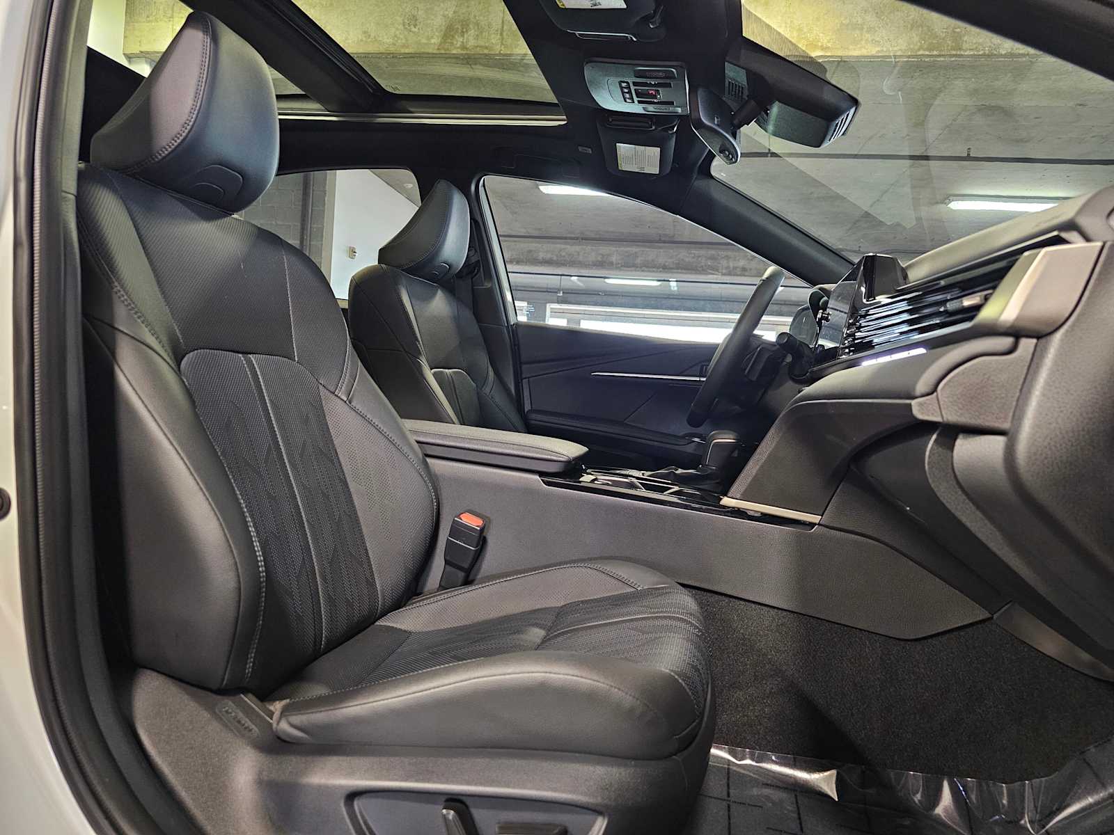 Thumbnail: 2025 Toyota Camry - 35