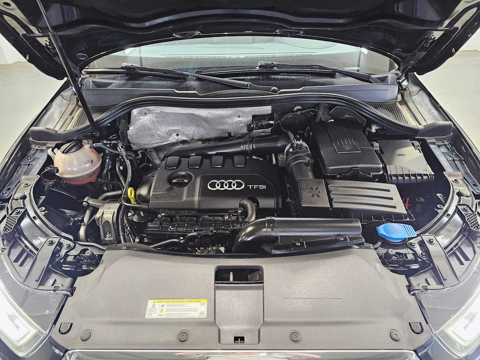 Thumbnail: 2015 Audi Q3 - 9