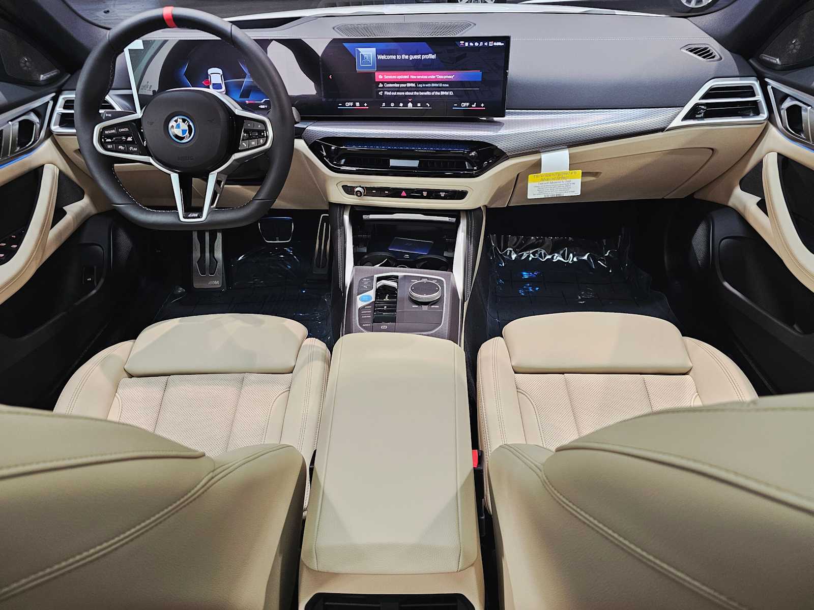 Thumbnail: 2025 BMW i4 - 10