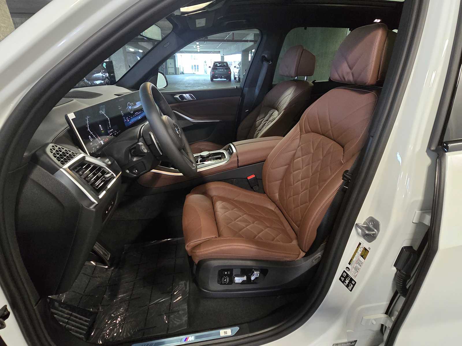 Thumbnail: 2026 BMW X5 - 25