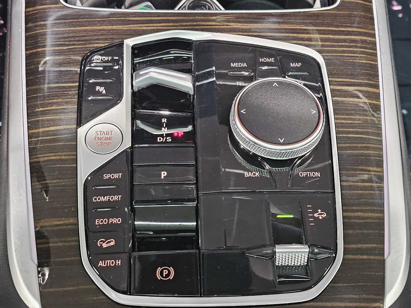 Thumbnail: 2024 BMW X7 - 18