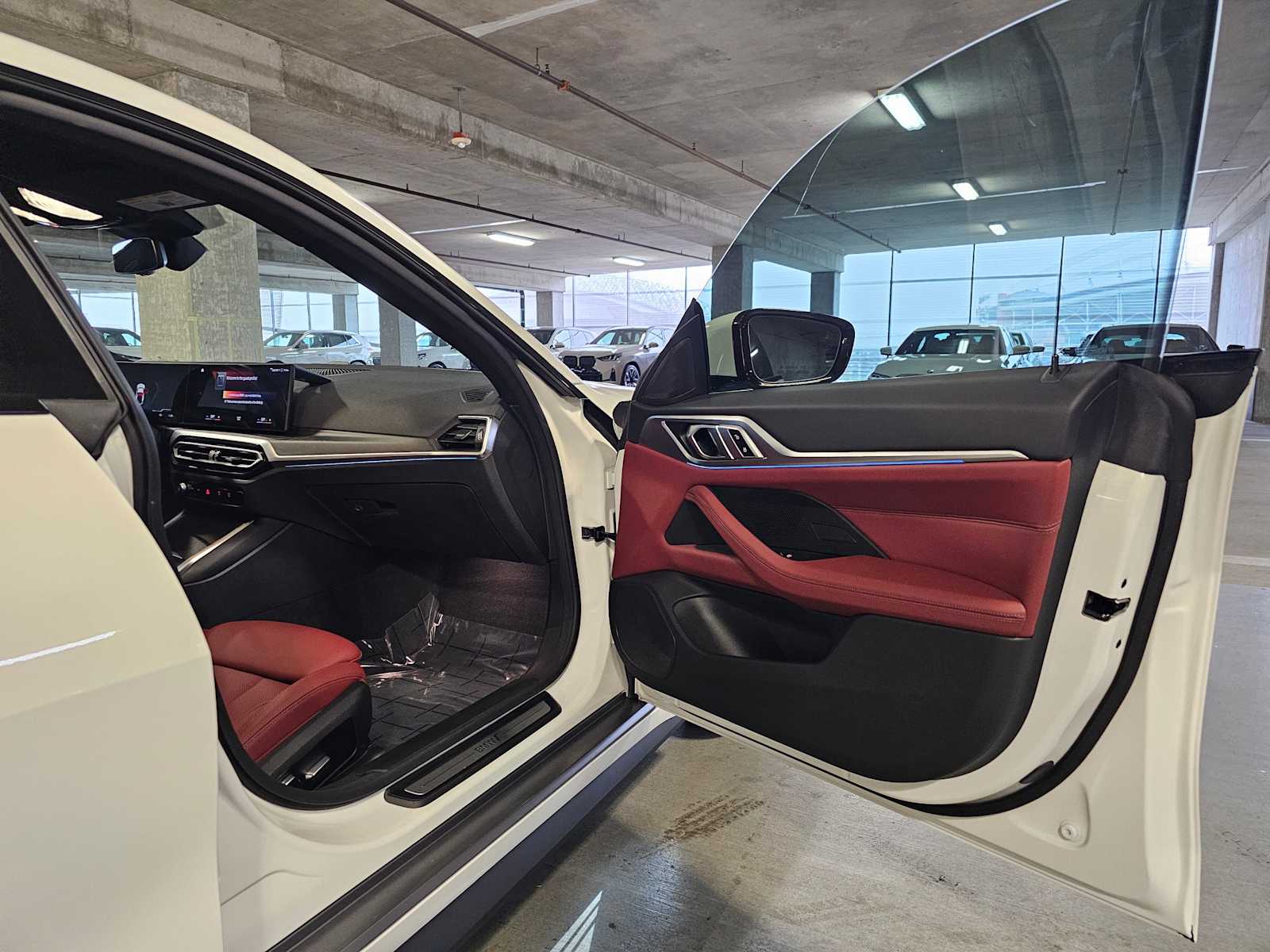 Thumbnail: 2023 BMW i4 - 39