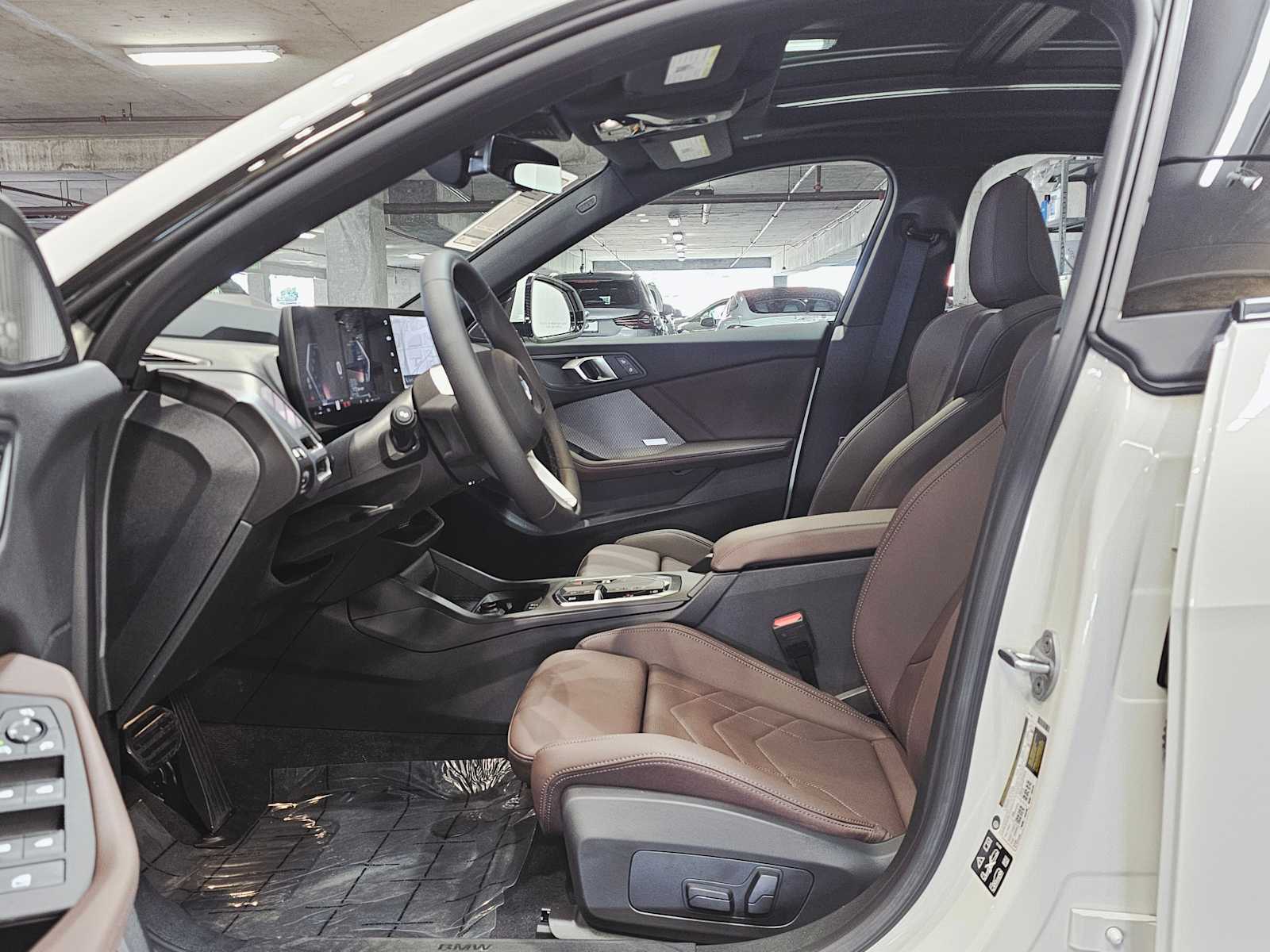 Thumbnail: 2025 BMW 2 Series - 23