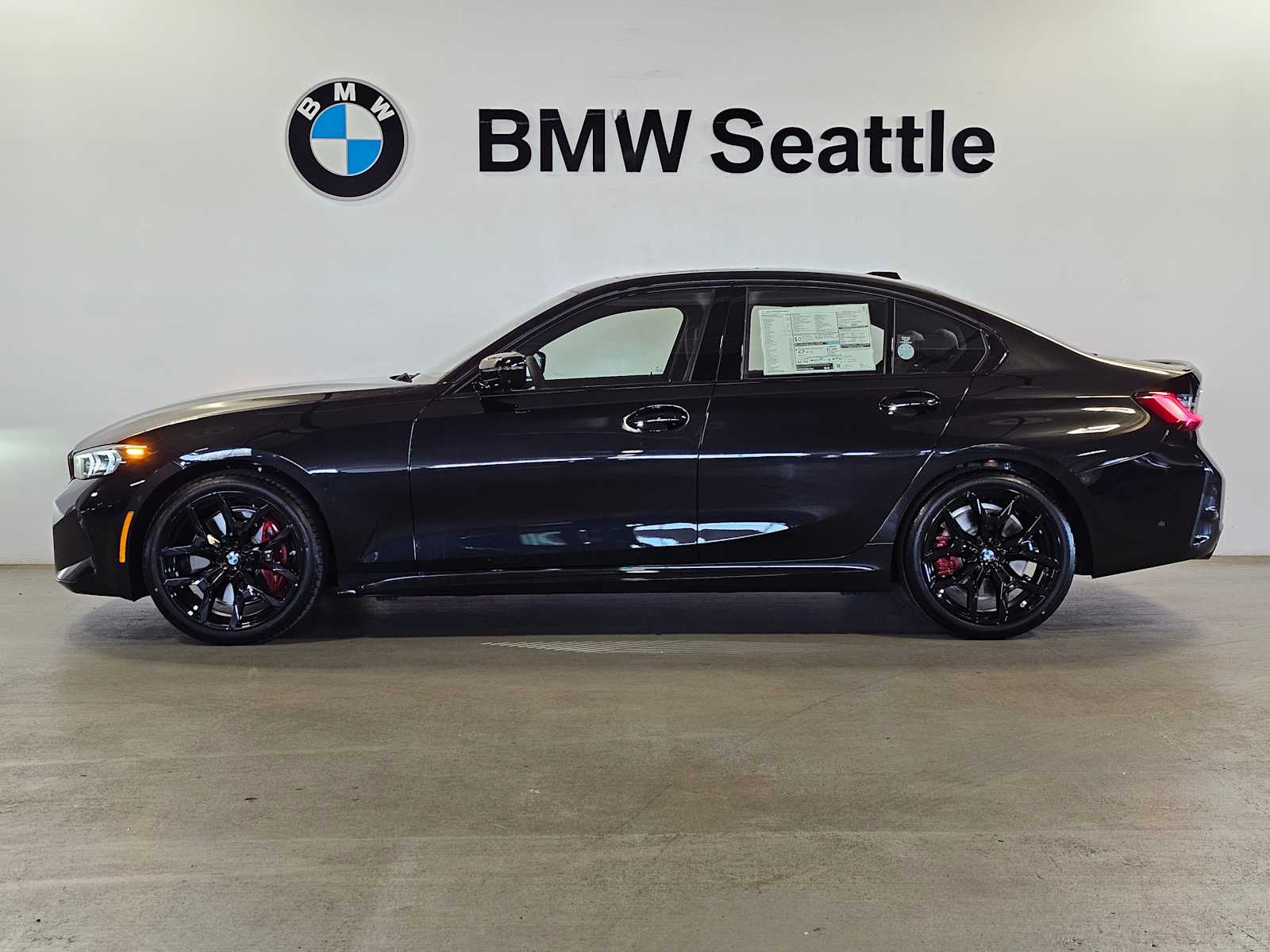 Thumbnail: 2026 BMW 3 Series - 3