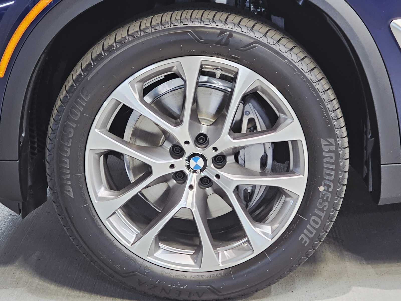 Thumbnail: 2026 BMW X5 - 8