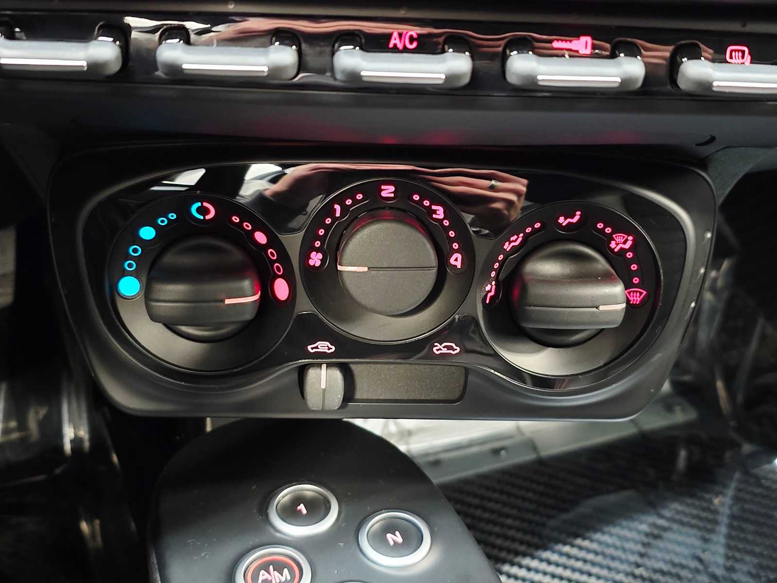 Thumbnail: 2018 Alfa Romeo 4C - 14