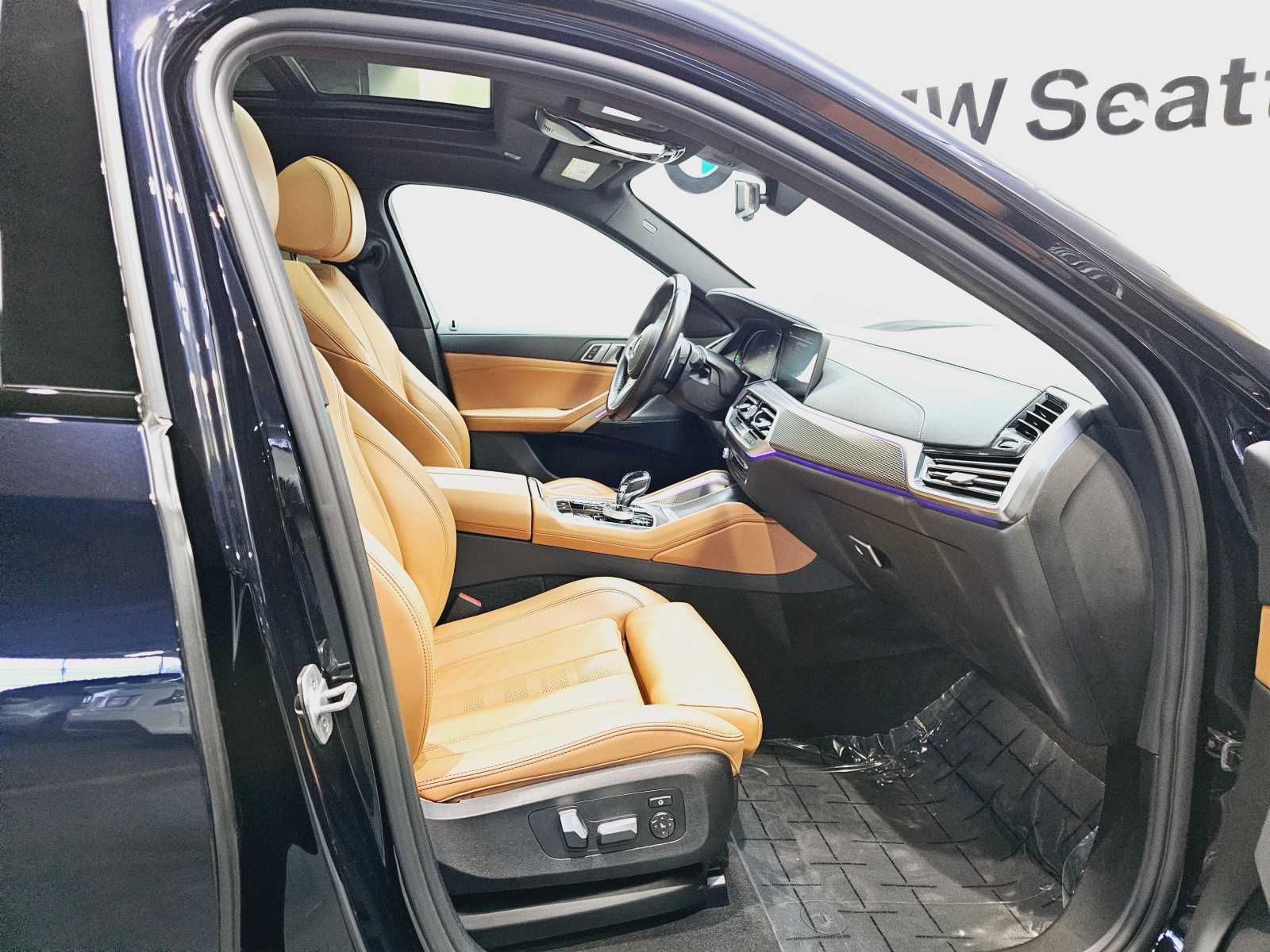 Thumbnail: 2021 BMW X6 - 27