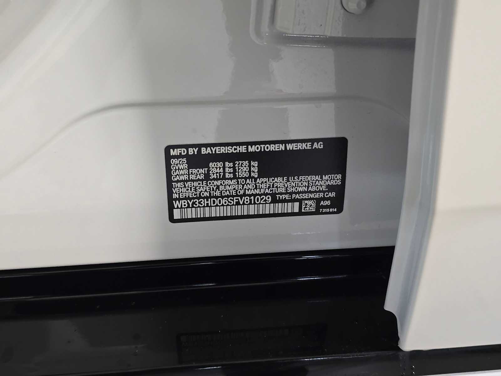 Thumbnail: 2025 BMW i4 - 34