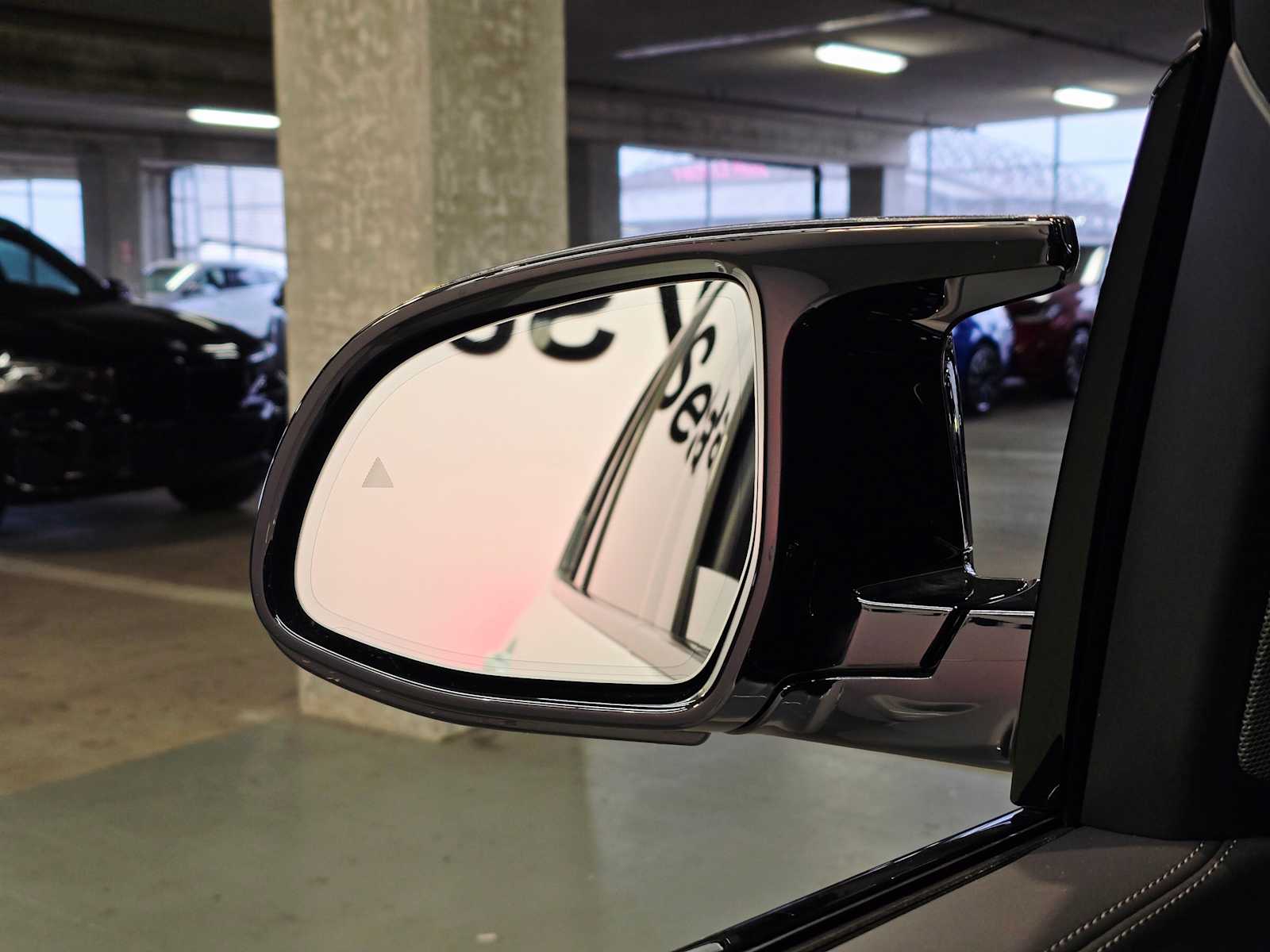 Thumbnail: 2026 BMW X7 - 20