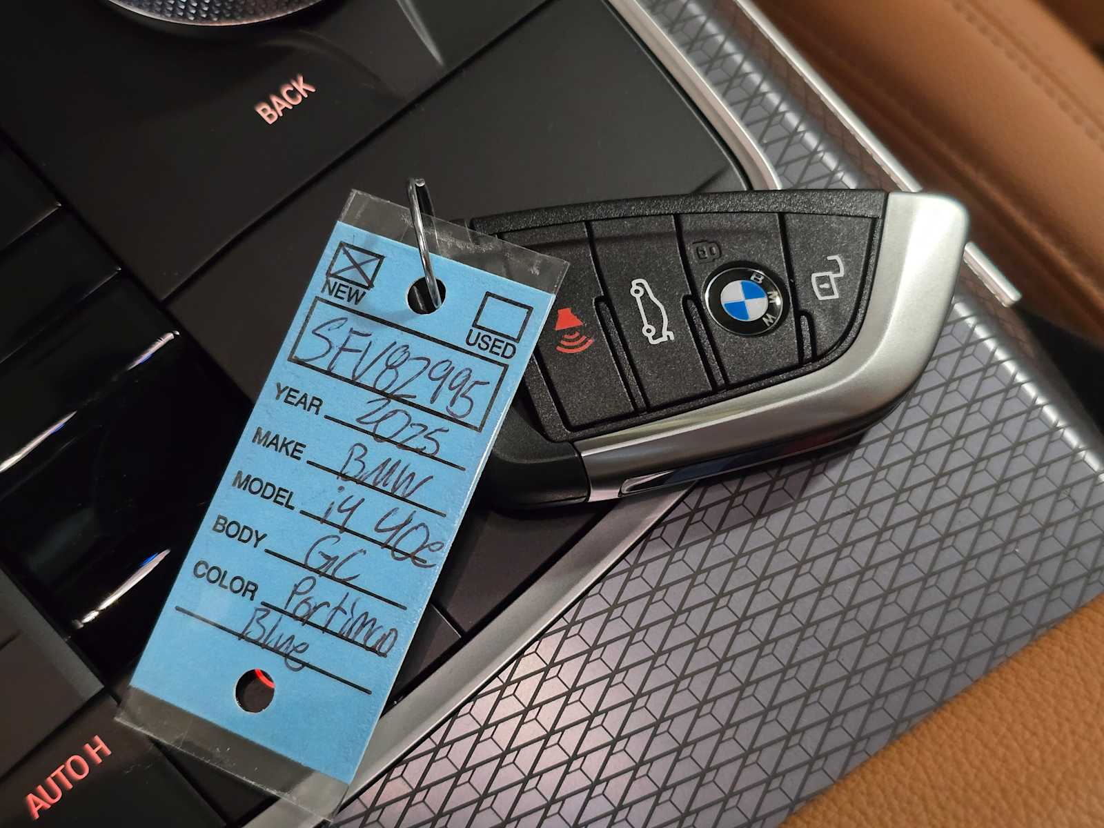 Thumbnail: 2025 BMW i4 - 35