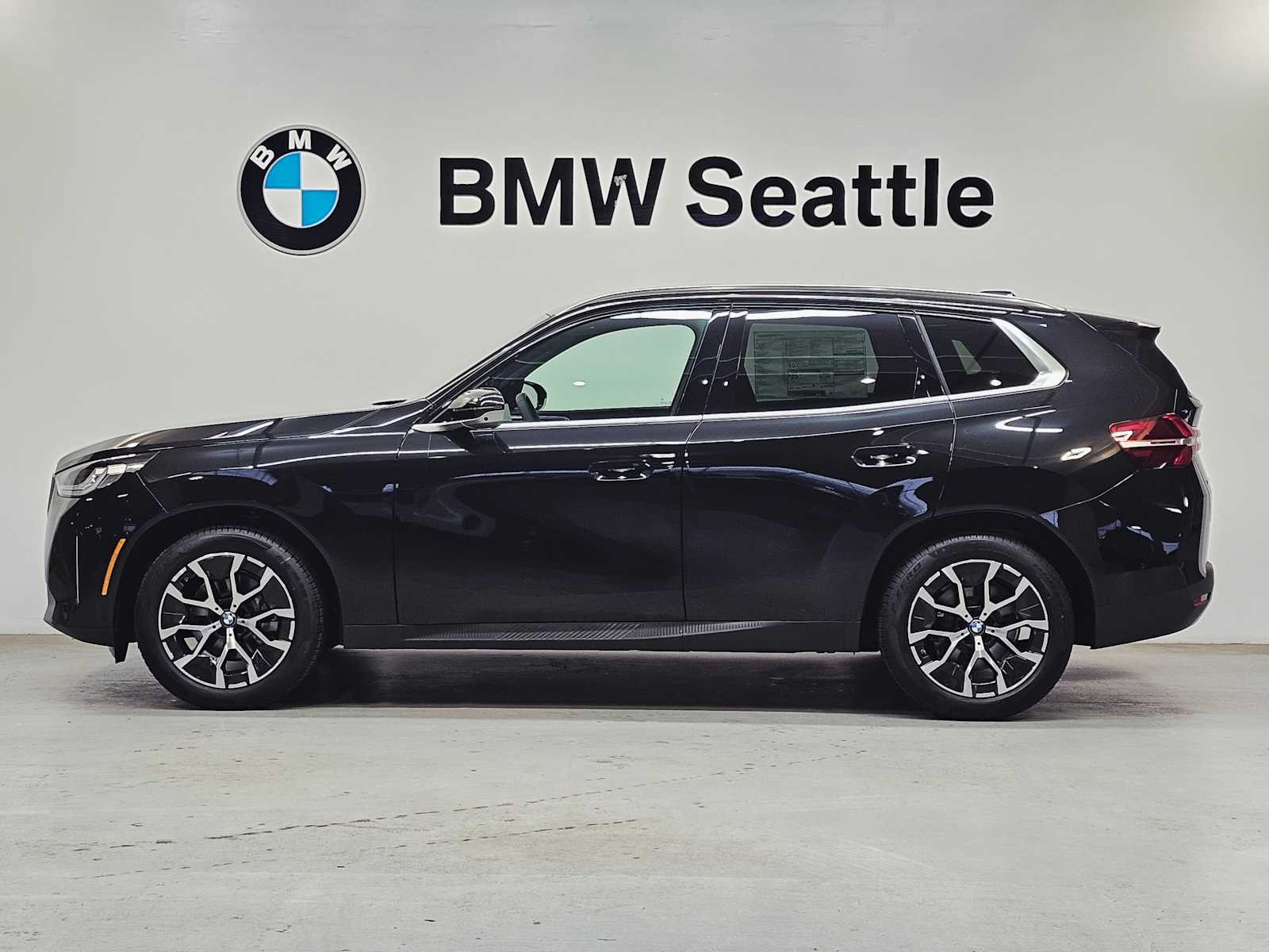 Thumbnail: 2026 BMW X3 - 3