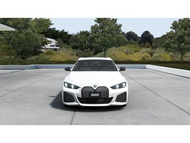 Thumbnail: 2026 BMW i4 - 3