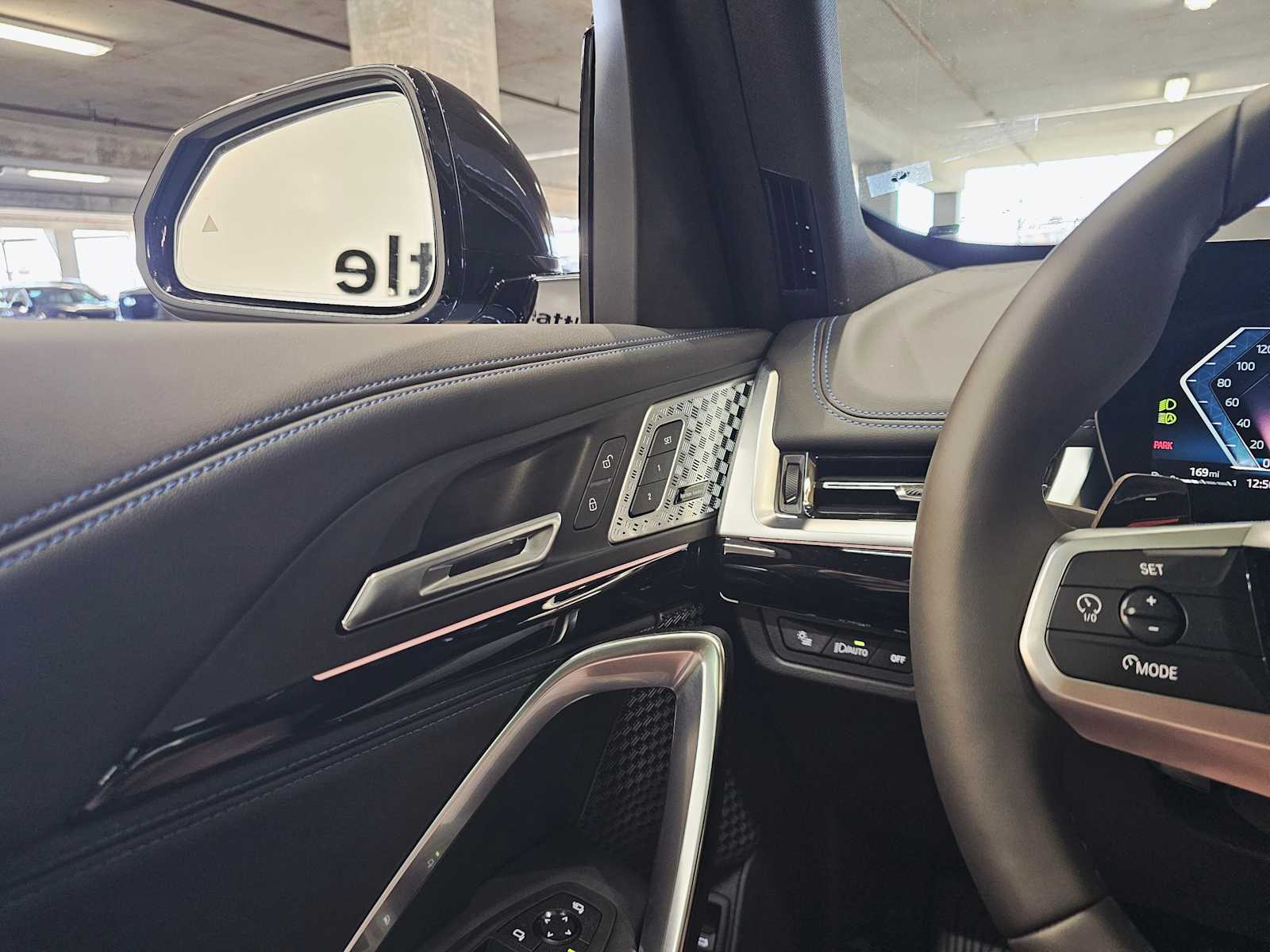 Thumbnail: 2025 BMW X1 - 22