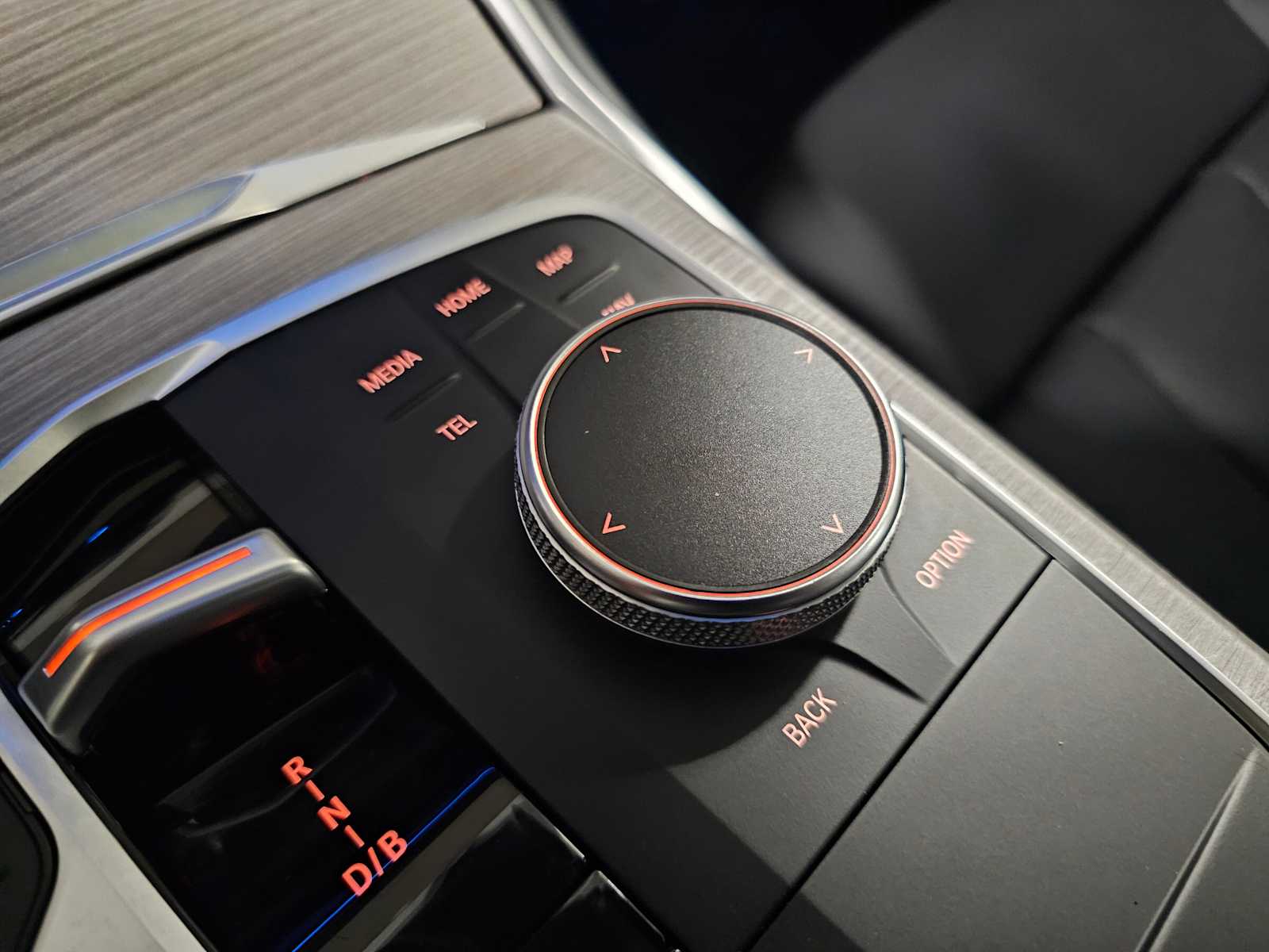 Thumbnail: 2025 BMW i4 - 27