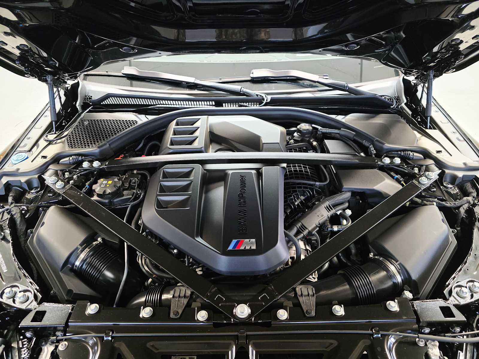 Thumbnail: 2026 BMW M3 - 9