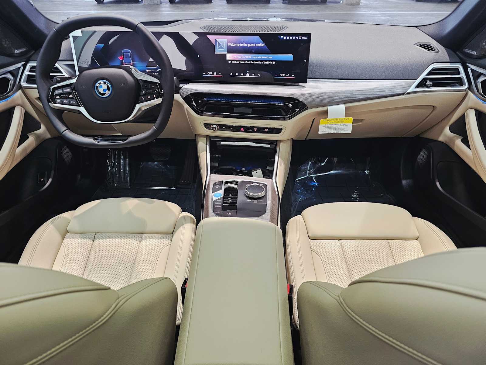 Thumbnail: 2025 BMW i4 - 10