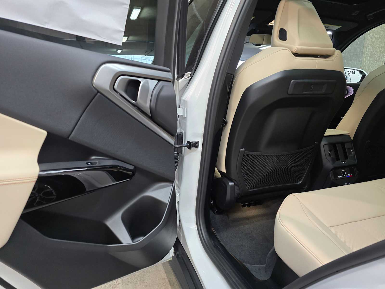 Thumbnail: 2026 BMW X3 - 25