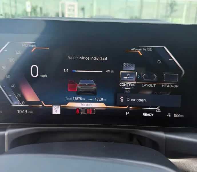 Thumbnail: 2023 BMW i4 - 5