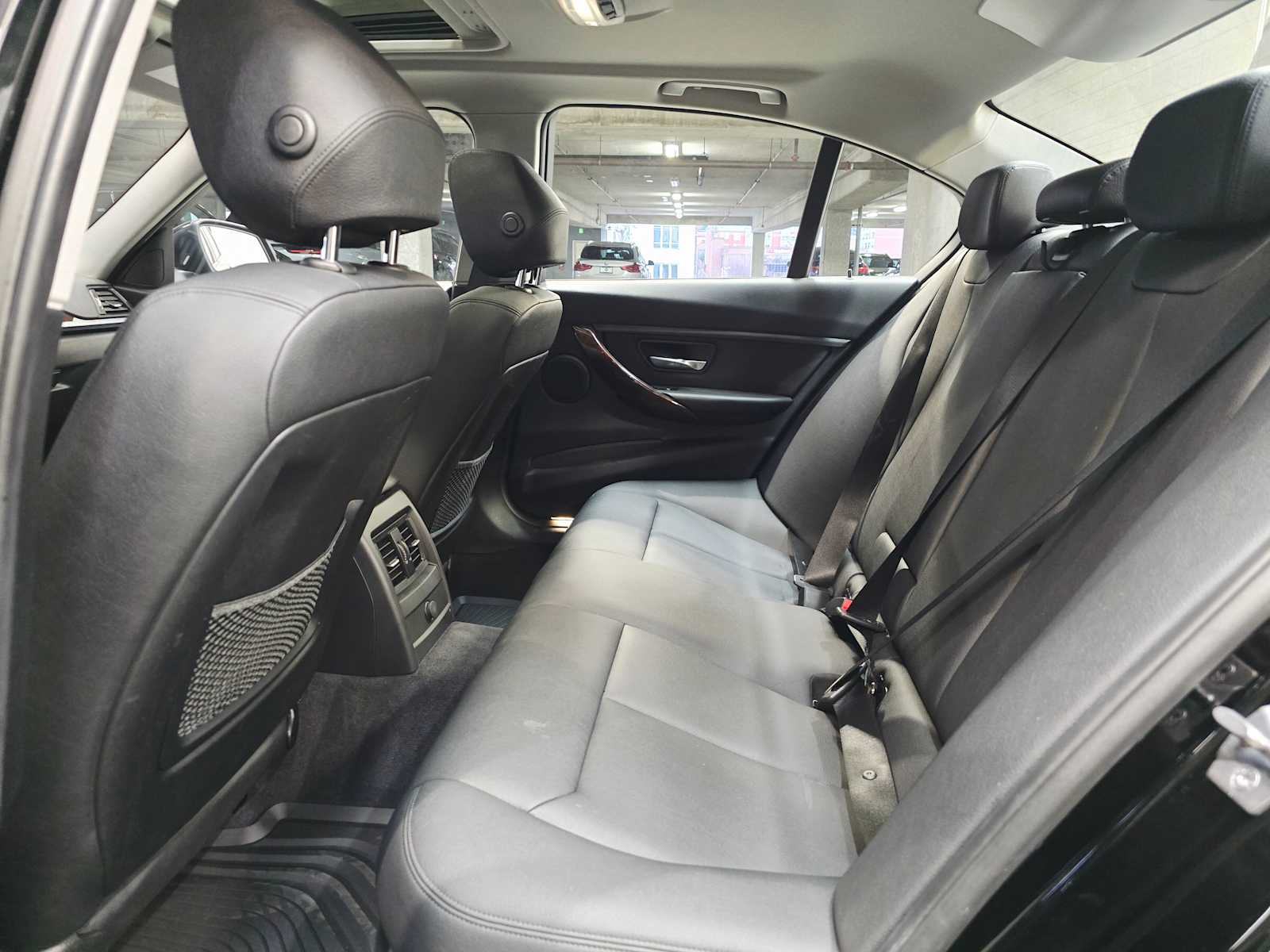 Thumbnail: 2013 BMW 3 Series - 25