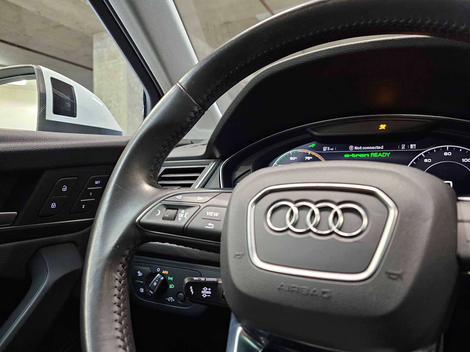 Thumbnail: 2020 Audi Q5 - 12