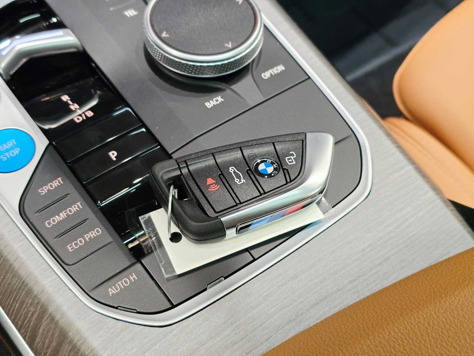 Thumbnail: 2026 BMW i4 - 31