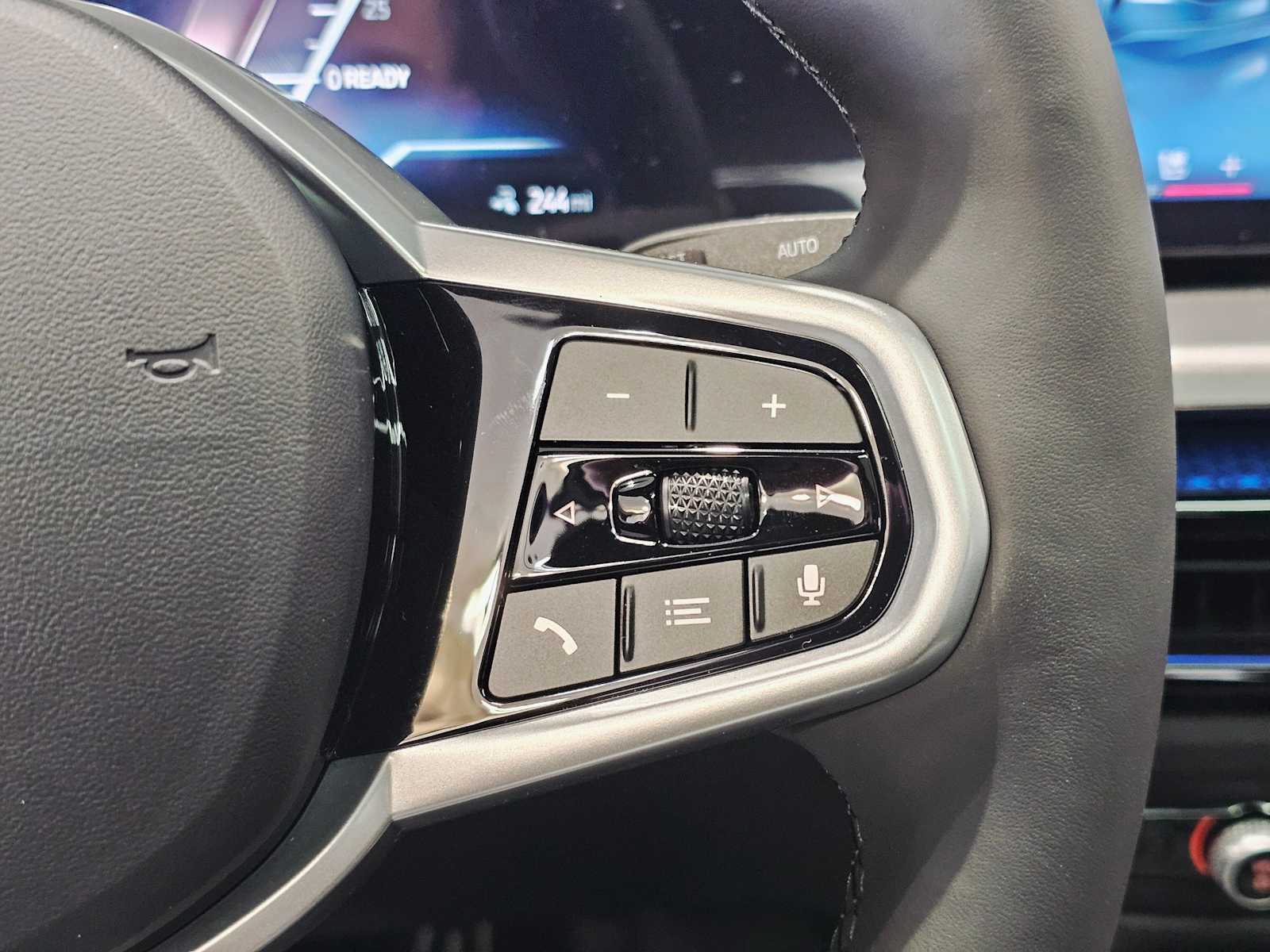 Thumbnail: 2025 BMW i4 - 12