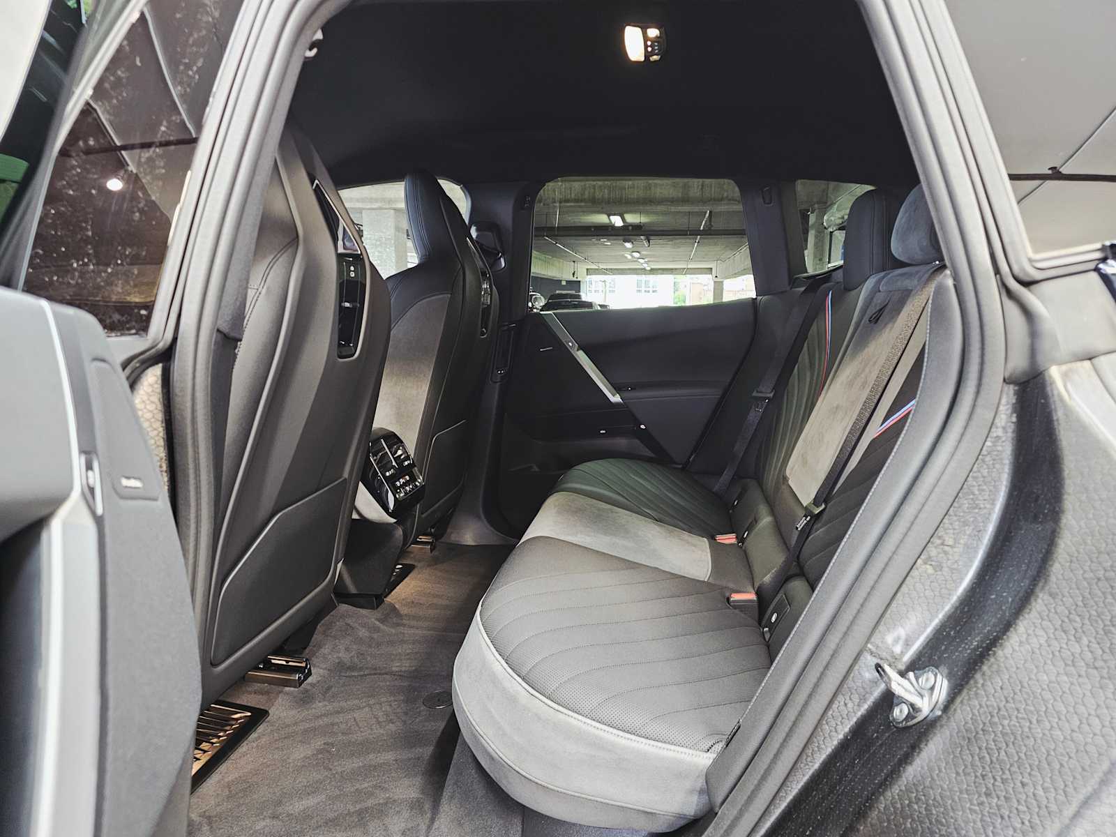 Thumbnail: 2026 BMW iX - 25