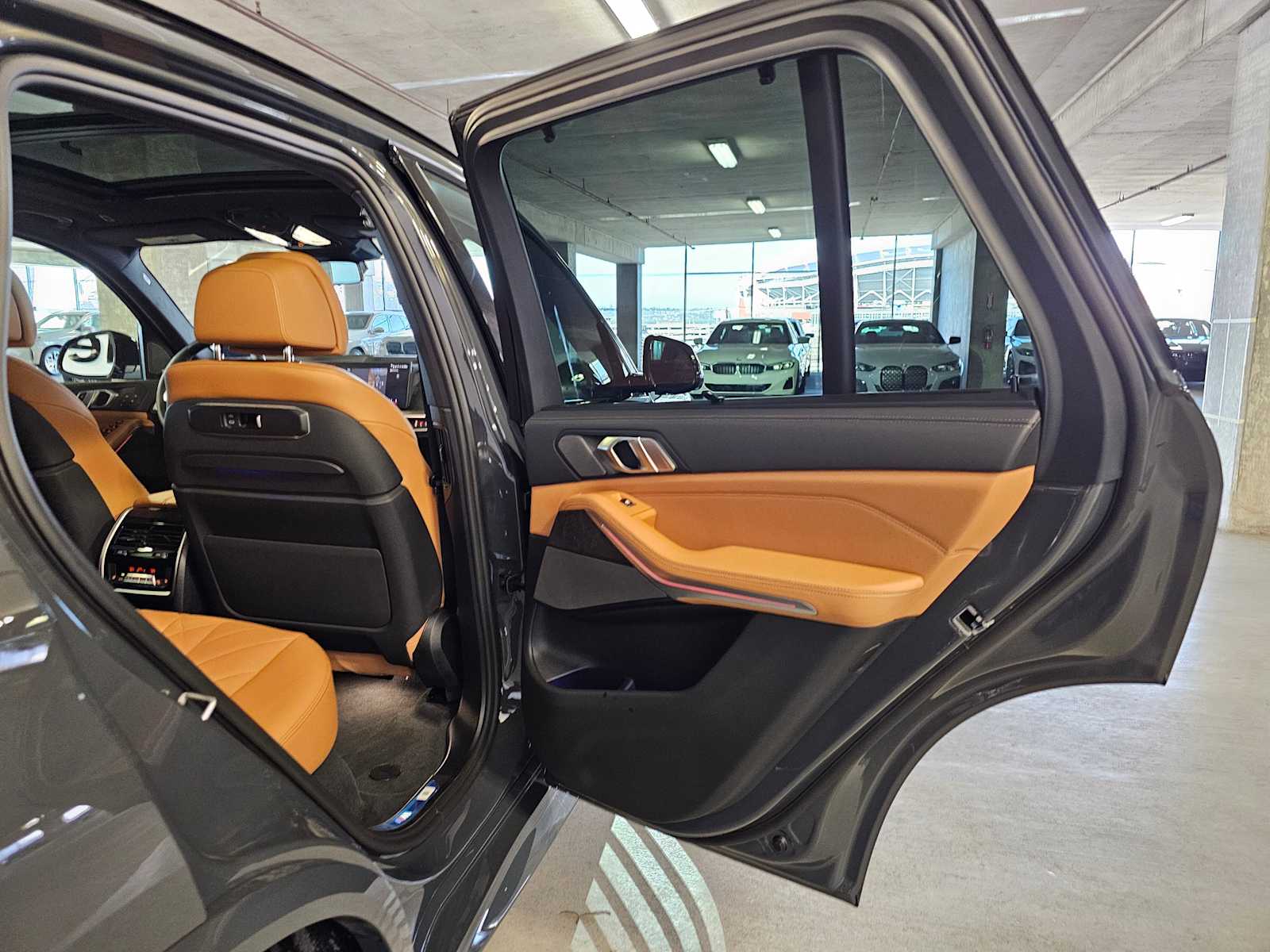 Thumbnail: 2026 BMW X5 - 38