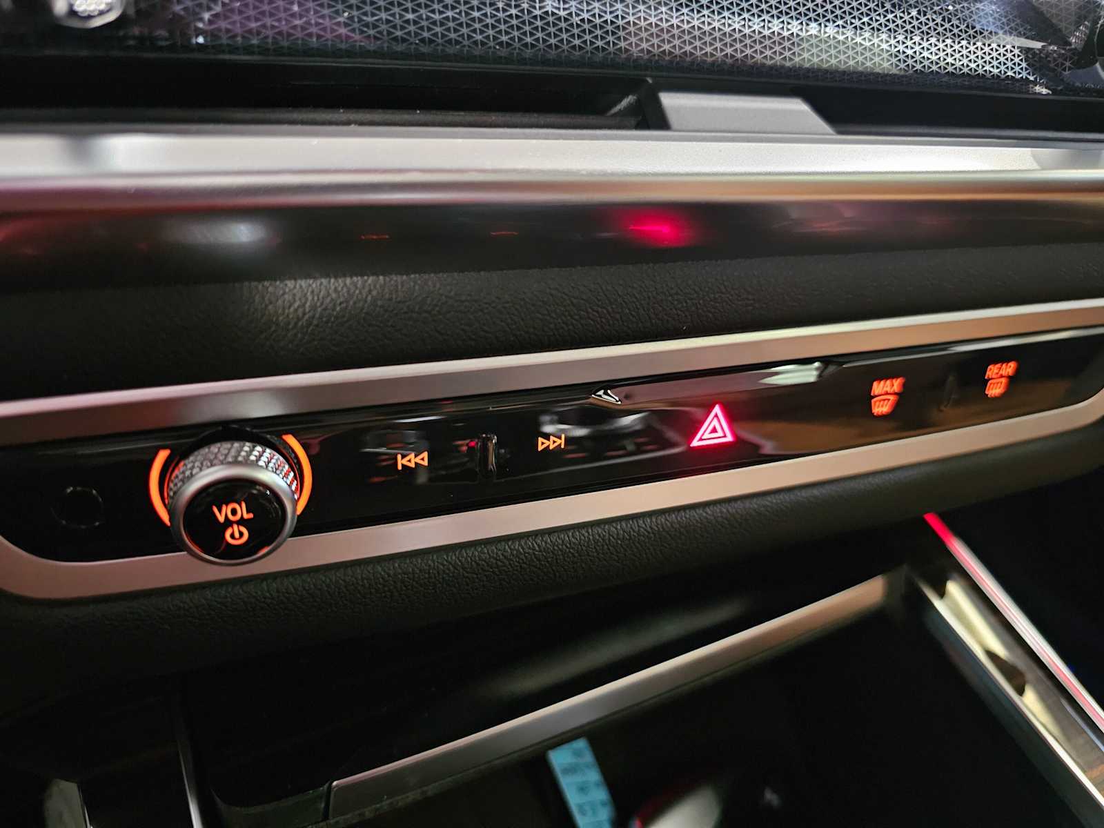 Thumbnail: 2026 BMW X5 - 18