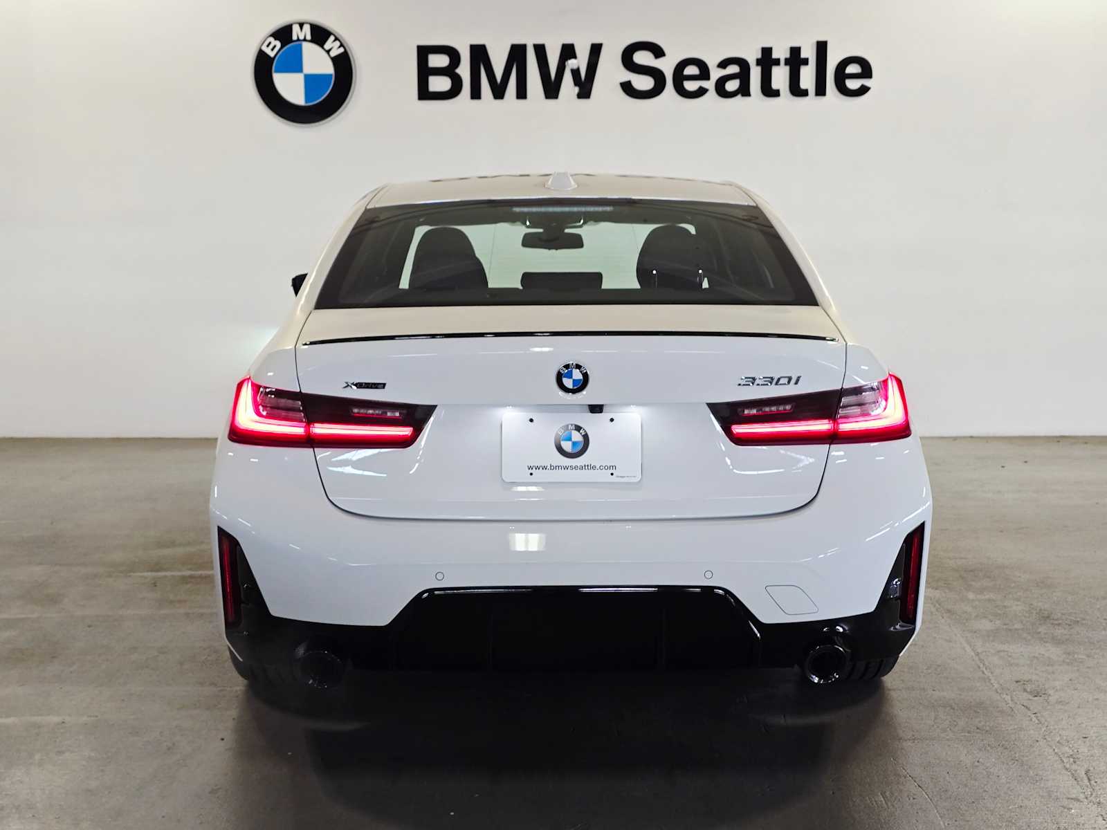 2023 BMW 3 Series 330i xDrive 5
