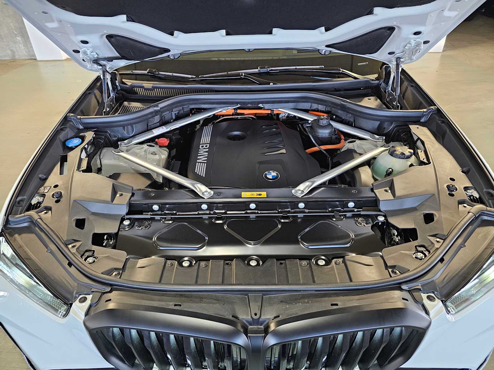 Thumbnail: 2026 BMW X5 - 9