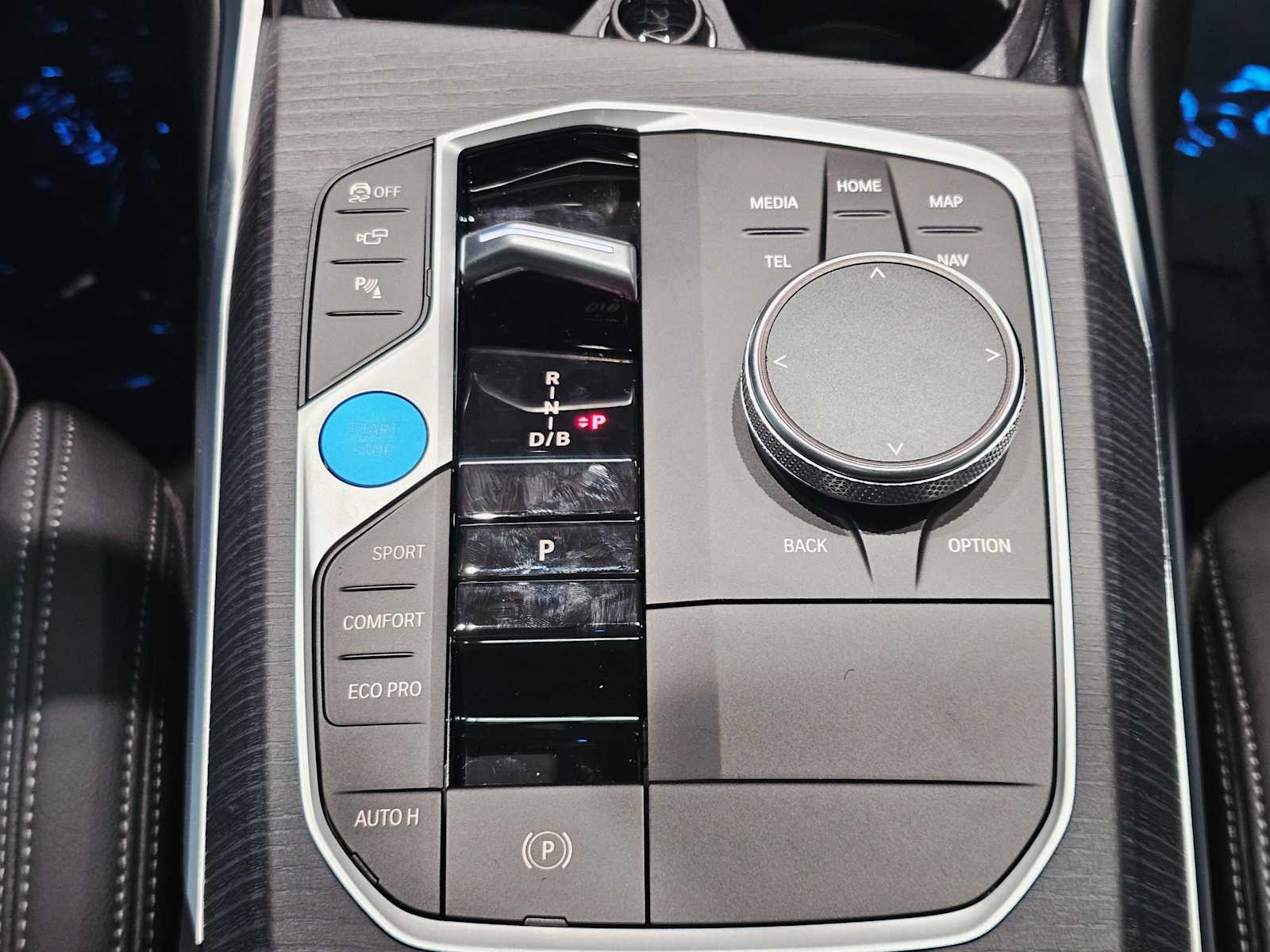 Thumbnail: 2025 BMW i4 - 18