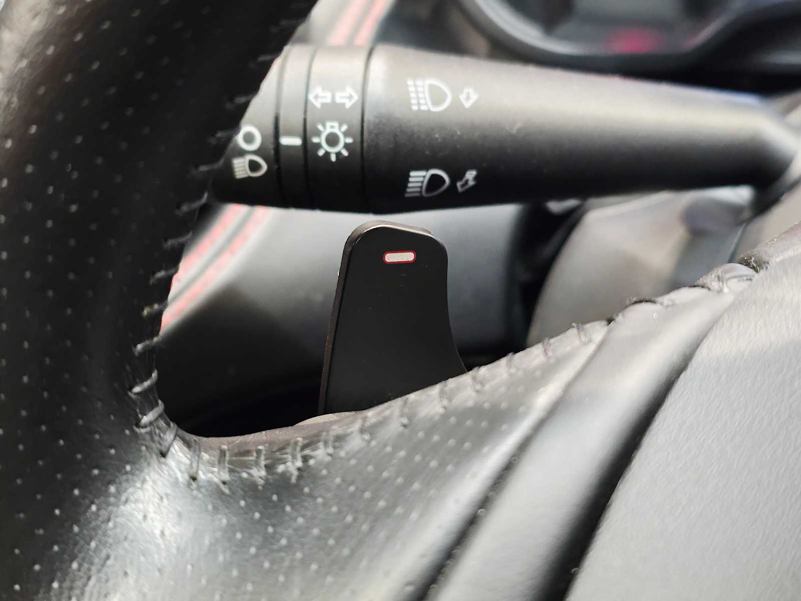 Thumbnail: 2018 Alfa Romeo 4C - 19